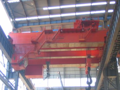 Капітальний кран QDY Heavy Duty 200 тонн